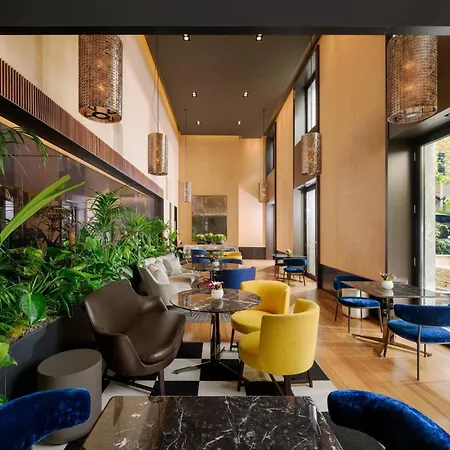 Mandarin Oriental, Otel