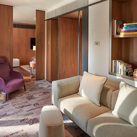 Mandarin Oriental, Otel