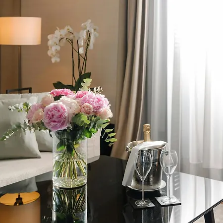 Mandarin Oriental, ホテル