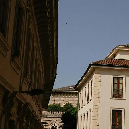 Mandarin Oriental,