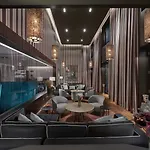 Mandarin Oriental,