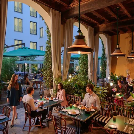 Hotel Mandarin Oriental, Mediolan