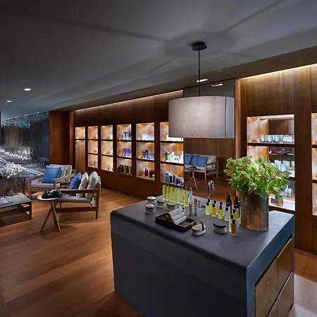 Hotel Mandarin Oriental, Mediolan